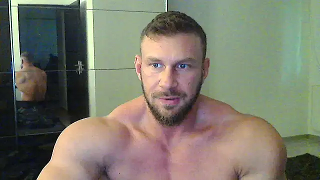 Snapshot of muscularkevin chatting on 02-14-25, 02:33 muscularkevin online show from 02-14-25, 02:33
