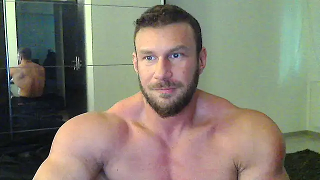 Snapshot of muscularkevin chatting on 03-08-25, 02:30 muscularkevin online show from 03-08-25, 02:30