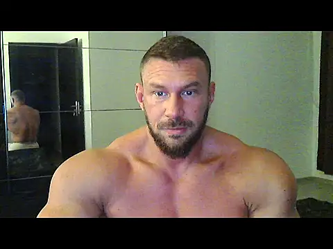 Snapshot of muscularkevin chatting on 09-20-25, 03:40 muscularkevin online show from 09-20-25, 03:40