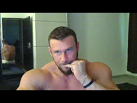 Snapshot of muscularkevin chatting on 10-04-25, 01:20 muscularkevin online show from 10-04-25, 01:20