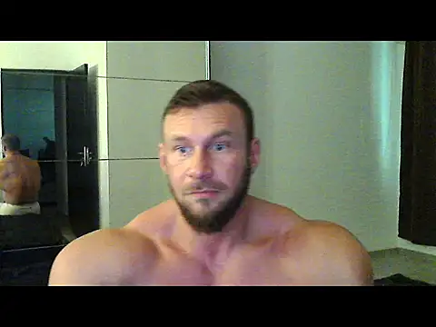 Snapshot of muscularkevin chatting on 10-05-25, 01:53 muscularkevin online show from 10-05-25, 01:53
