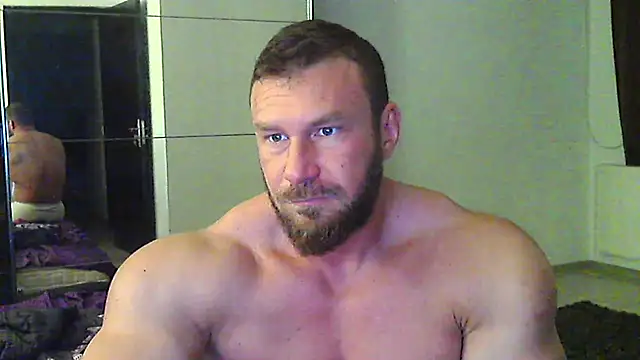 Snapshot of muscularkevin chatting on 04-22-26, 04:04 muscularkevin online show from 04-22-26, 04:04