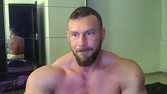 Snapshot of muscularkevin chatting on 05-02-26, 03:33 muscularkevin online show from 05-02-26, 03:33