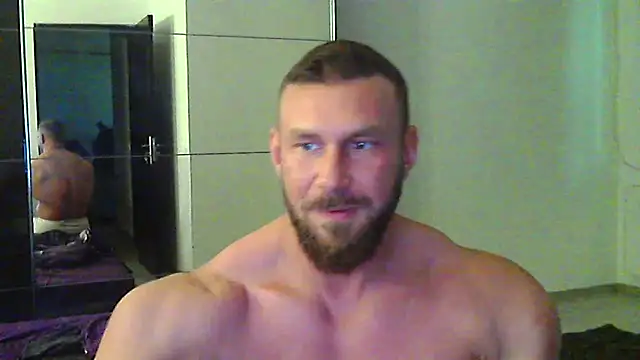 Snapshot of muscularkevin chatting on 05-02-26, 03:39 muscularkevin online show from 05-02-26, 03:39