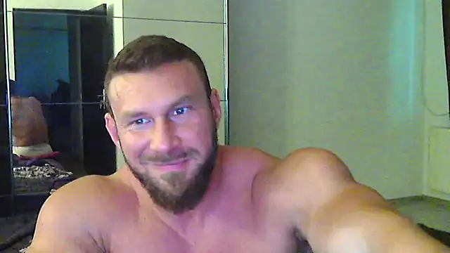 Snapshot of muscularkevin chatting on 05-11-26, 02:45 muscularkevin online show from 05-11-26, 02:45