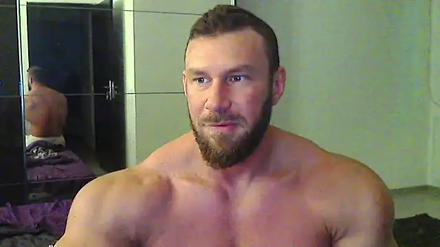 Snapshot of muscularkevin chatting on 05-13-26, 03:48 muscularkevin online show from 05-13-26, 03:48