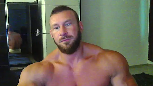 Snapshot of muscularkevin chatting on 06-26-26, 03:44 muscularkevin online show from 06-26-26, 03:44