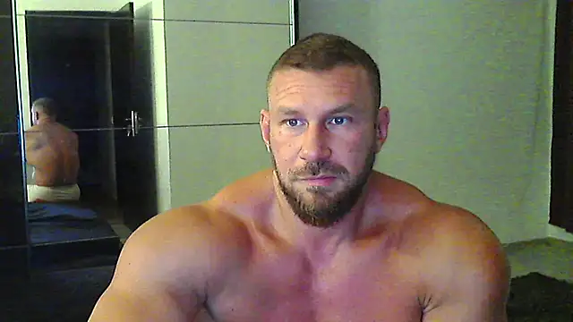 Snapshot of muscularkevin chatting on 07-02-26, 06:14 muscularkevin online show from 07-02-26, 06:14
