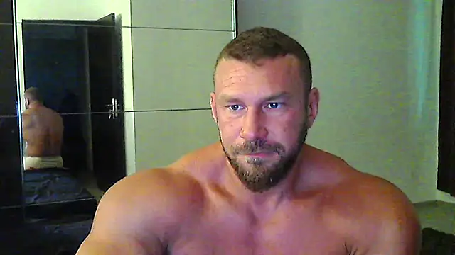Snapshot of muscularkevin chatting on 07-07-26, 03:31 muscularkevin online show from 07-07-26, 03:31