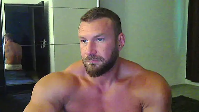 Snapshot of muscularkevin chatting on 07-08-26, 03:33 muscularkevin online show from 07-08-26, 03:33