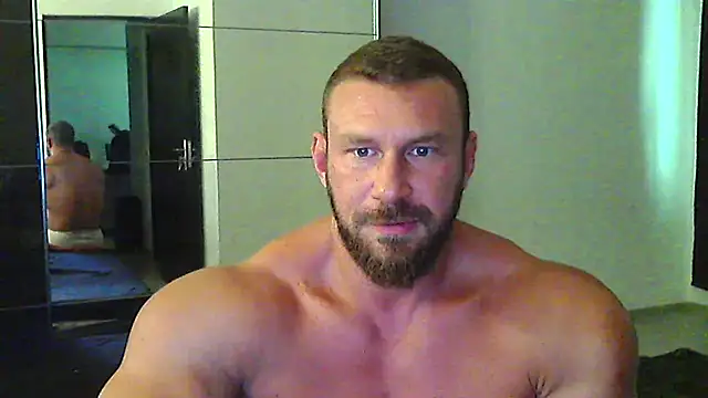 Snapshot of muscularkevin chatting on 07-15-26, 01:27 muscularkevin online show from 07-15-26, 01:27