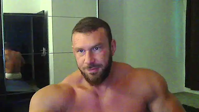 Snapshot of muscularkevin chatting on 07-17-26, 03:24 muscularkevin online show from 07-17-26, 03:24