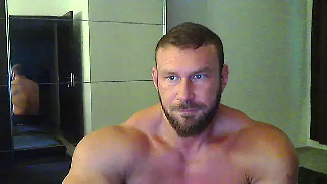 Snapshot of muscularkevin chatting on 07-21-26, 03:20 muscularkevin online show from 07-21-26, 03:20