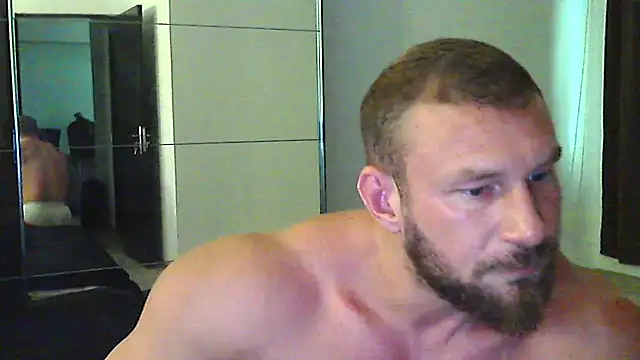 Snapshot of muscularkevin chatting on 08-03-26, 01:16 muscularkevin online show from 08-03-26, 01:16