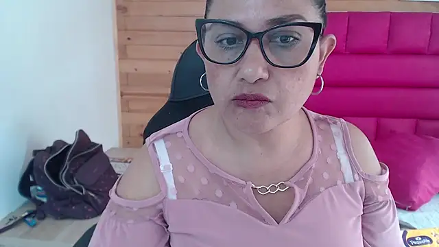 Katha Marck online show from 01-13-25, 07:10