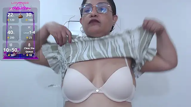 Katha Marck online show from 09-24-25, 01:36