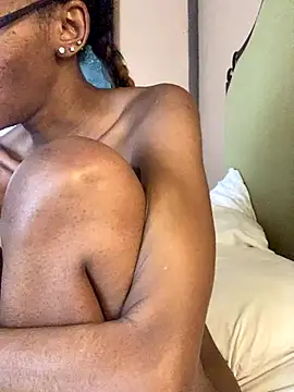 Jasmine FullsShine online show from 12-13-25, 08:25