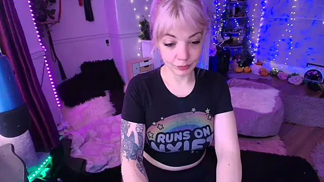 AliceW0lf online show from 04-03-26, 10:46