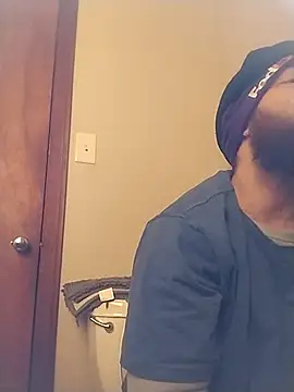 Snapshot of 29liquid1989 chatting on 01-04-25, 04:00 29liquid1989 online show from 01-04-25, 04:00