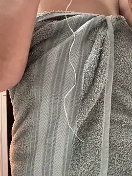 Snapshot of Kataliina chatting on 02-28-25, 09:23 Kataliina online show from 02-28-25, 09:23