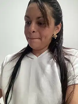 Snapshot of Kataliina chatting on 03-01-25, 12:28 Kataliina online show from 03-01-25, 12:28