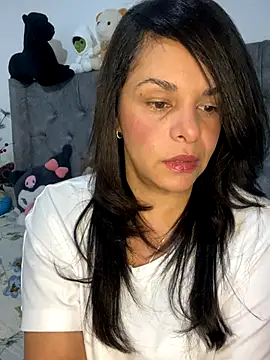 Kataliina online show from 11-29-25, 04:59