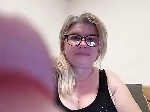 Diana 49 online show from 04-10-26, 08:19