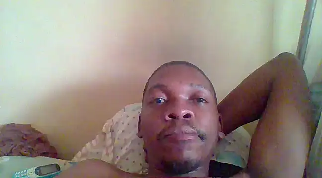 Snapshot of EarthyBull chatting on 12-10-24, 07:47 EarthyBull online show from 12-10-24, 07:47