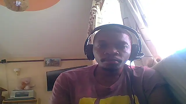 Snapshot of EarthyBull chatting on 02-08-25, 01:33 EarthyBull online show from 02-08-25, 01:33