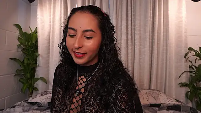 agatha collins  online show from 03-27-26, 06:29