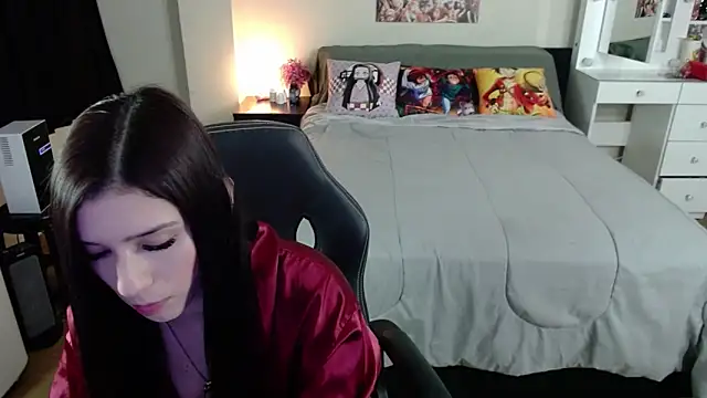 Snapshot of kittykat18x chatting on 06-19-26, 11:52 kittykat18x online show from 06-19-26, 11:52