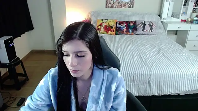 Snapshot of kittykat18x chatting on 07-11-26, 02:47 kittykat18x online show from 07-11-26, 02:47