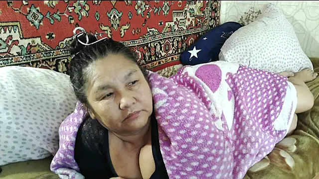 Zulfiya Bruce online show from 06-22-26, 03:47