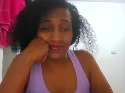 Snapshot of Aishamara chatting on 02-04-25, 04:26 Aishamara online show from 02-04-25, 04:26