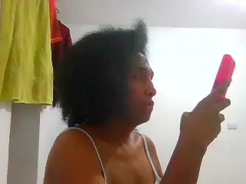 Snapshot of Aishamara chatting on 02-14-25, 03:33 Aishamara online show from 02-14-25, 03:33