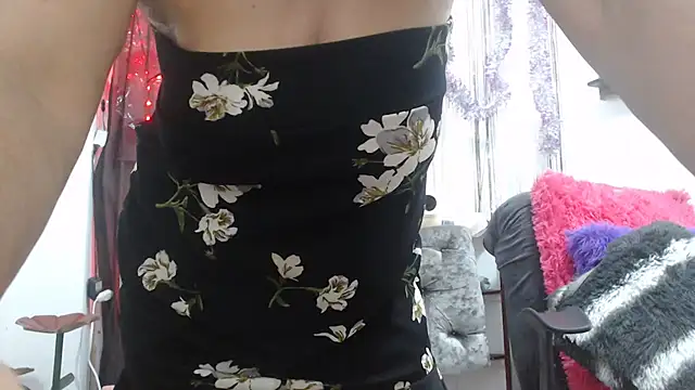 heyline milf online show from 03-17-25, 08:40