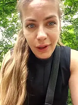 Keli Jessi online show from 05-23-26, 01:48