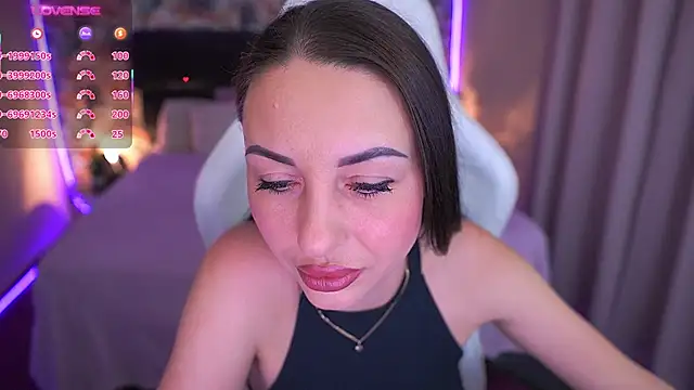 Snapshot of KristiiMax chatting on 02-03-26, 04:12 KristiiMax online show from 02-03-26, 04:12