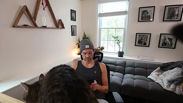 BradBronton online show from 02-17-26, 06:47