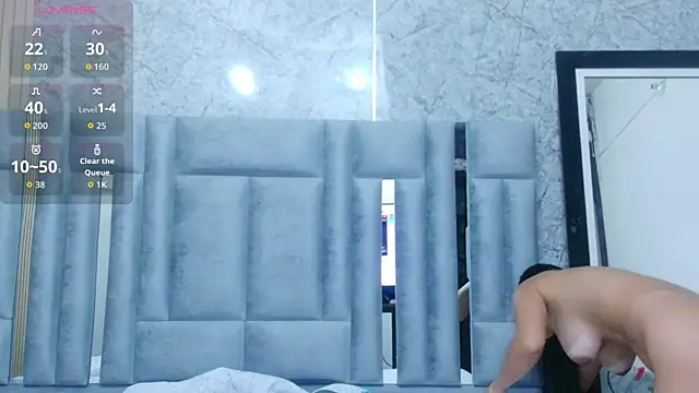 veronicaroose  online show from 10-27-25, 12:53