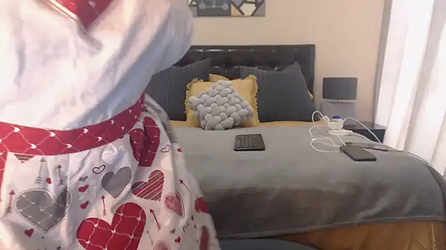 Snapshot of Creamyass22 chatting on 12-14-24, 10:13 Creamyass22 online show from 12-14-24, 10:13