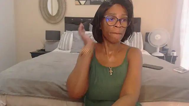 Snapshot of Creamyass22 chatting on 02-04-25, 03:15 Creamyass22 online show from 02-04-25, 03:15