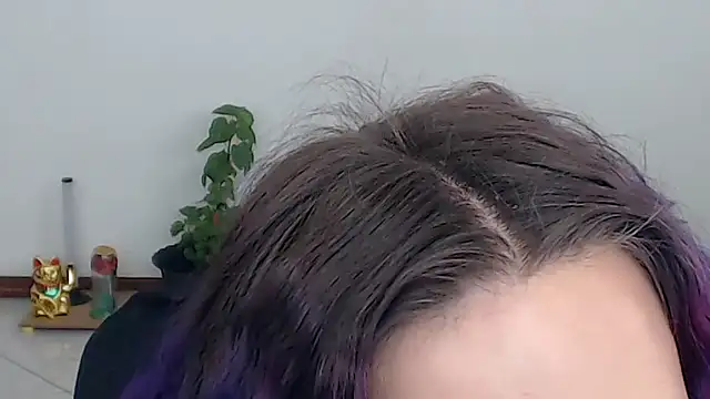 charlottezoe15 online show from 05-13-26, 03:31