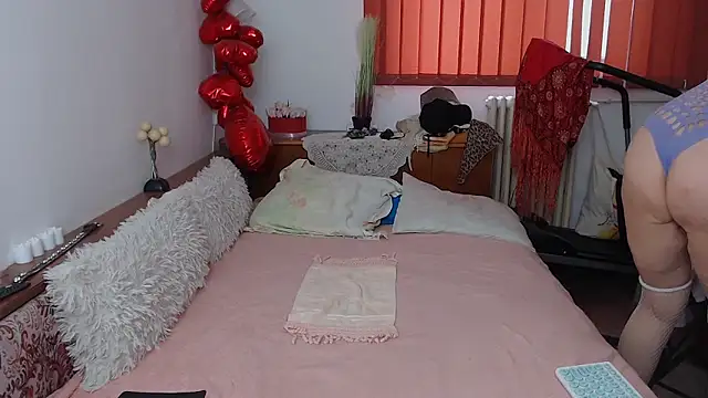 MilfDolores online show from 04-04-26, 06:44