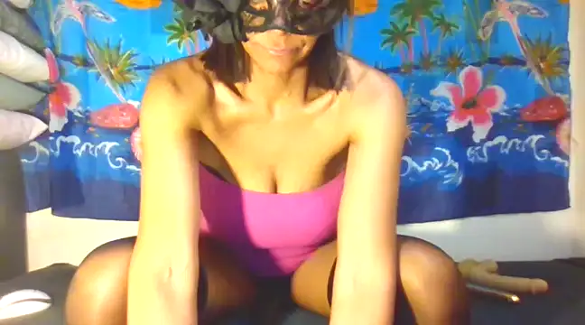 Snapshot of laetitiafun chatting on 03-05-25, 08:42 laetitiafun online show from 03-05-25, 08:42