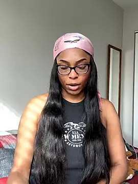 CandyLuxxxx online show from 12-07-24, 06:04