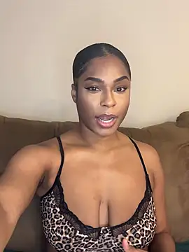 CandyLuxxxx online show from 12-11-24, 05:15