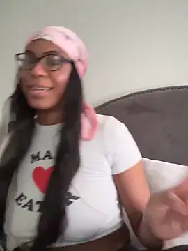 CandyLuxxxx online show from 01-26-25, 08:02