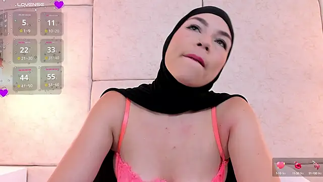 aisha vs online show from 03-20-25, 03:47