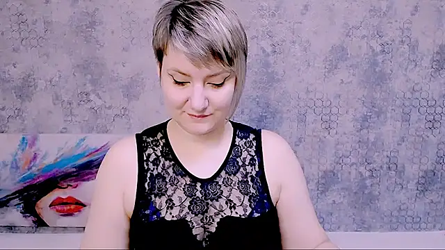 Snapshot of Djullia chatting on 01-24-25, 06:03 Djullia online show from 01-24-25, 06:03